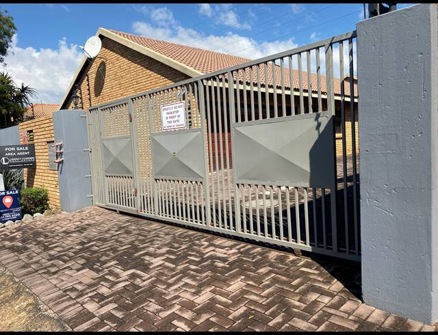 3 BEDROOM CLUSTER FOR SALE IN NEW REDRUTH